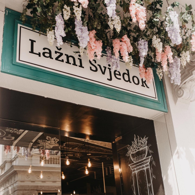 Facebook @Lažni Svjedok