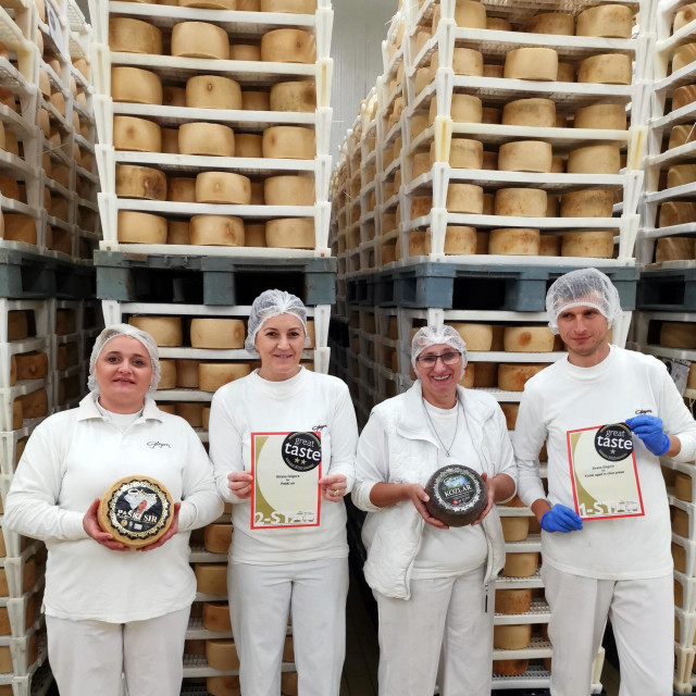 nagradeni sirevi sirane gligora