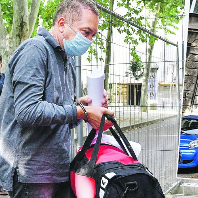Dragan Kovačević, zgrada u Slovenskoj ulici (u okviru)