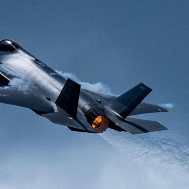 Borbeni avion pete generacije F-35A