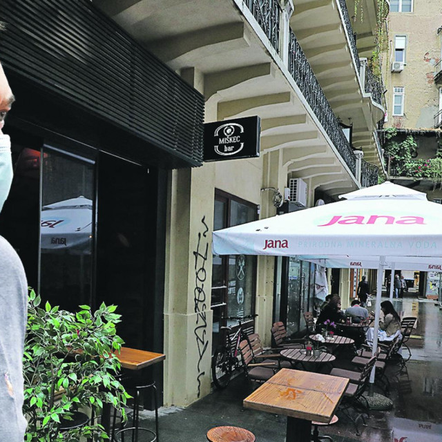 Poslovni prostori u Miškecovom prolazu, Dragan Kovačević