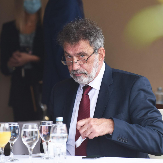 Ministar znanosti i obrazovanja Radovan Fuchs