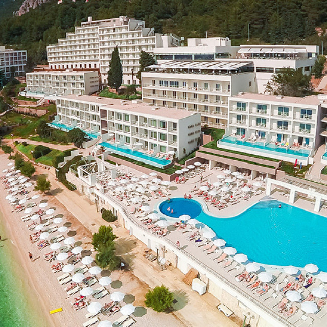 Sensimar-Adriatic-Beach-Makarska-riviera-Dalmatia-ABR-Resort-Beach-View
