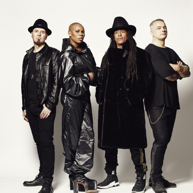 Skunk Anansie 01
