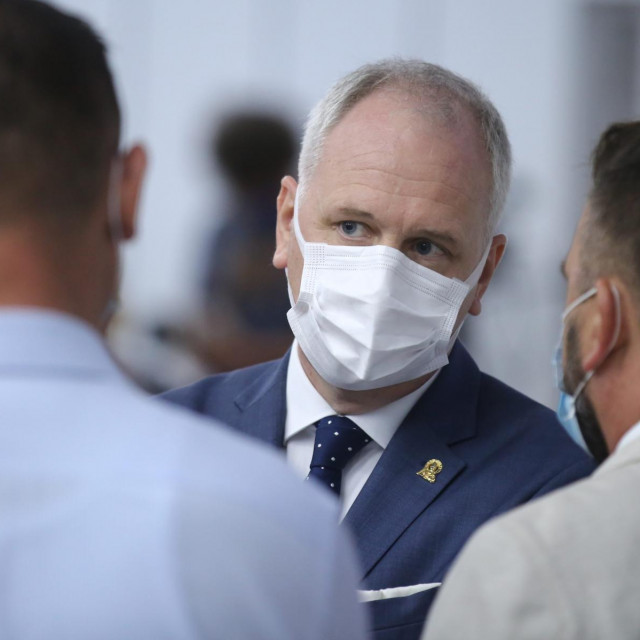 Andro Krstulović Opara