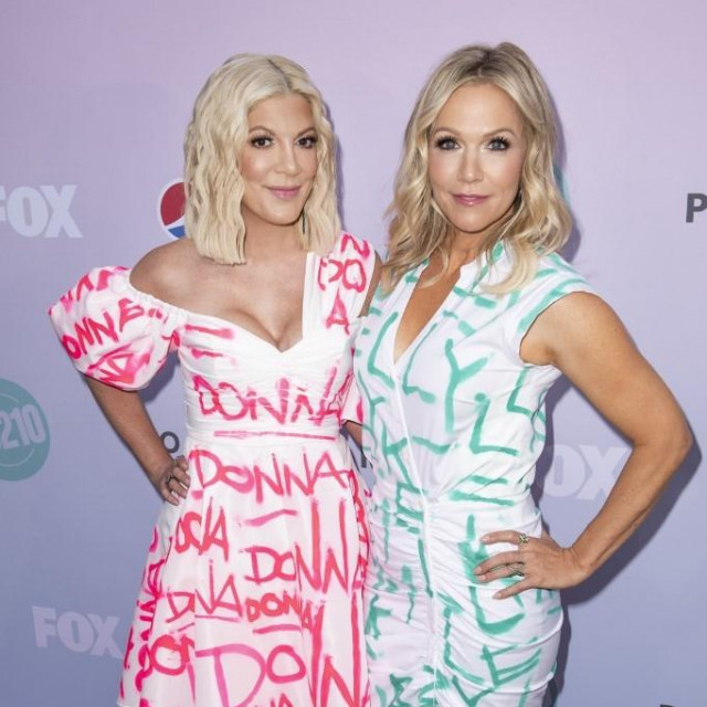 Tori Spelling i Jennie Garth