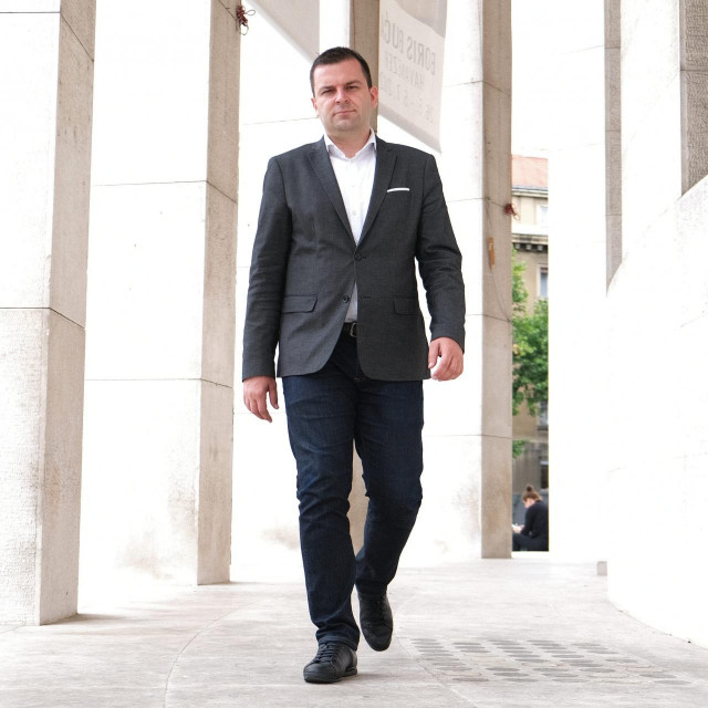 Dario Hrebak