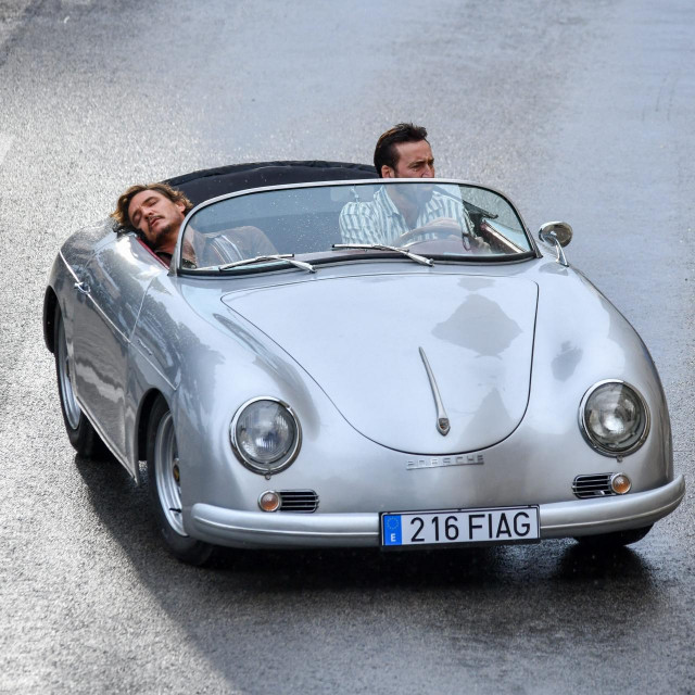 Nicolas Cage i Pedro Pascal snimaju scenu filma s Porscheom na ulazu u Umjetničku galeriju Dubrovnik
 