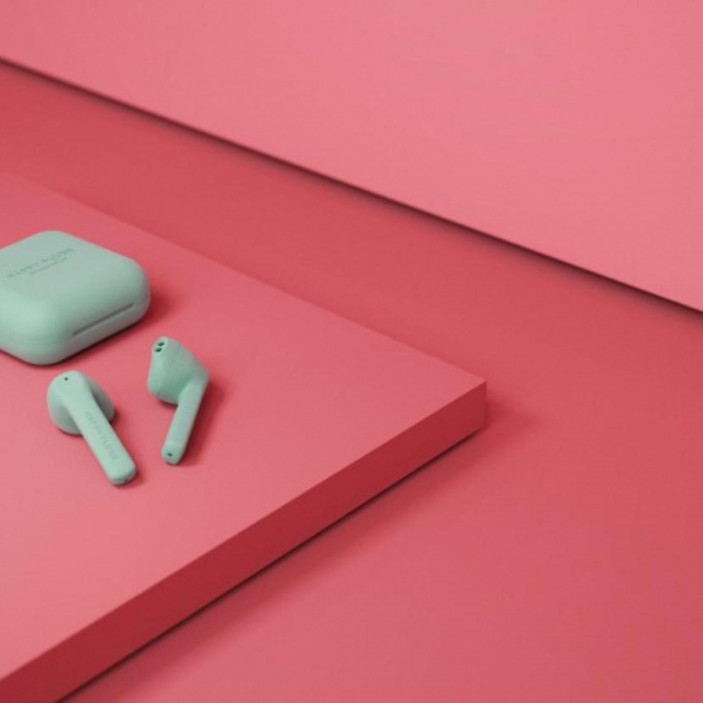 Fotografije: Happy Plugs