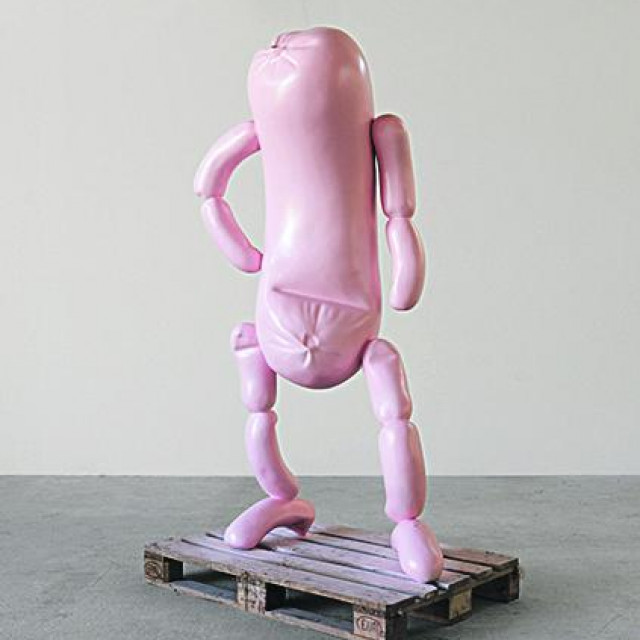 Duhovita instalacija Erwina Wurma, suvremenog umjetnika iz Austrije