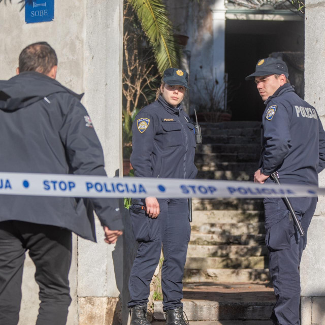 Policija na mjestu zločina