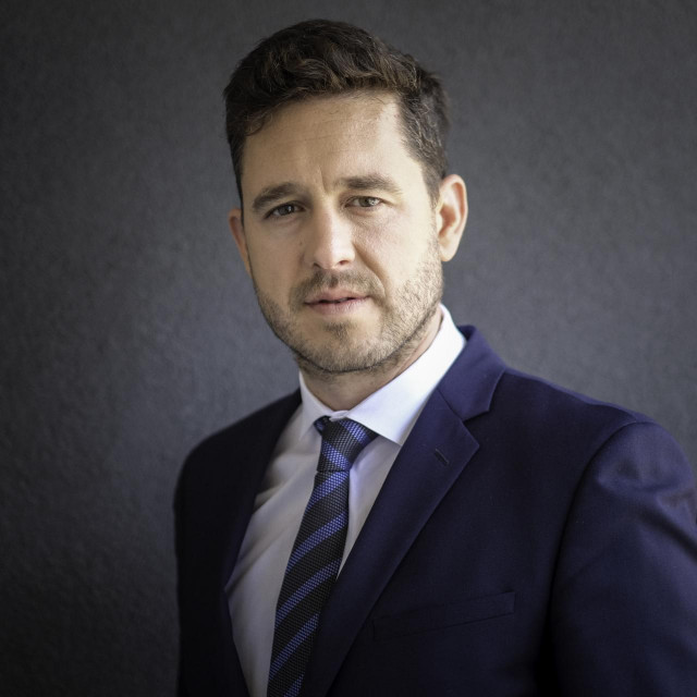 Mario Aunedi Medek