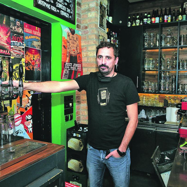 Ivan Vuković, Osijek (vlasnik puba Beertija): Ovo je za nas katastrofalna odluka. To je gotovo nemoguće provesti, a da se isplate plaće i plate svi nameti. Dosta se ugostitelja nije oporavilo još od prvog zatvaranja. Ovo je kao da smo zatvoreni