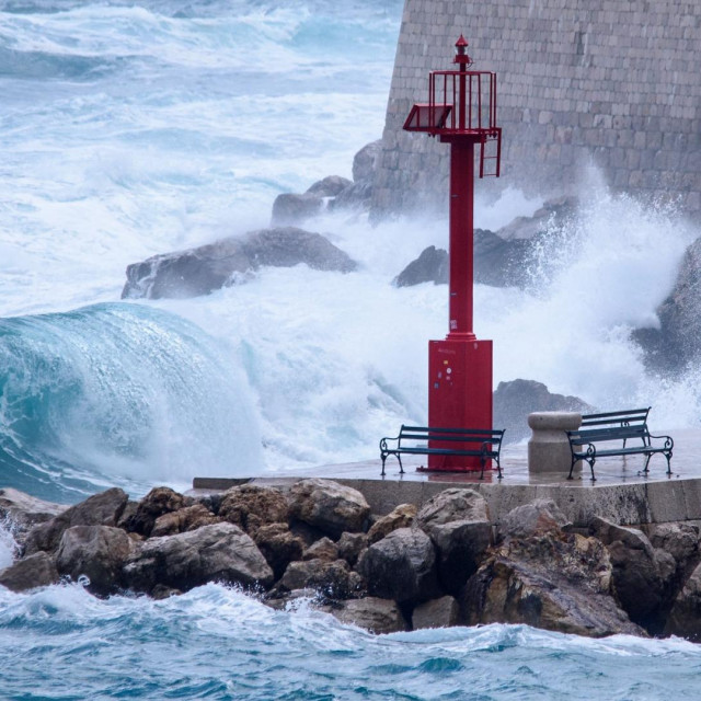 Ilustracija, olujno jugo