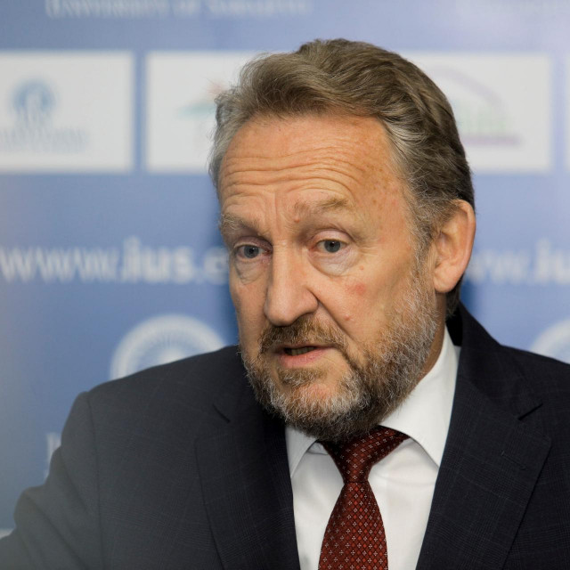 Bakir Izetbegović