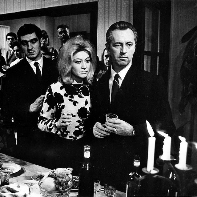 Neka daleka svjetlost