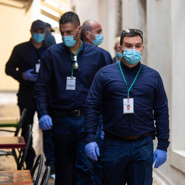 Inspektori civilne zaštite 