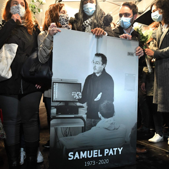 Ubojstvo profesora izazvalo je val nezadovoljstva u Francuskoj