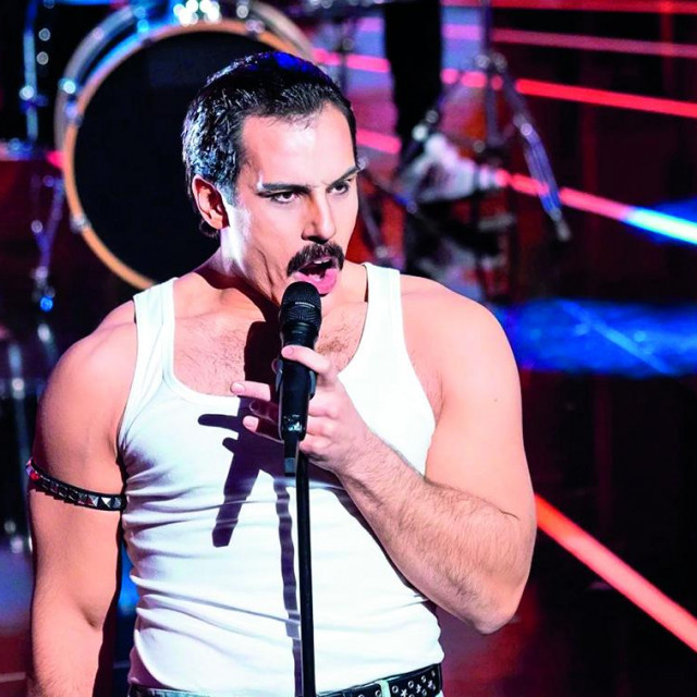 Fabijan Pavao Medvešek kao Freddie Mercury
