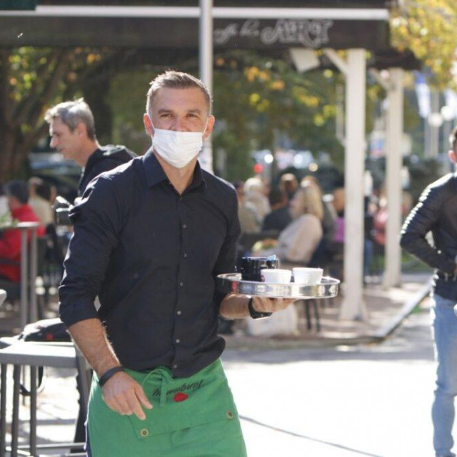 Tomislav Stipić u Koprivnici je radio i kao konobar...