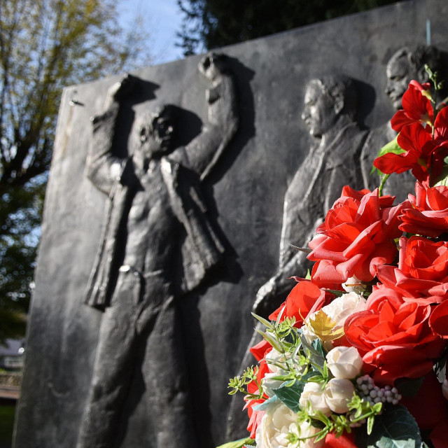 Ministarstvo branitelja i Savez antifašista u početku su dali suglasnost o izmještanju pa su je povukli