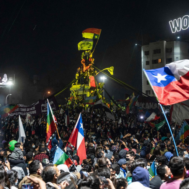 Proslava rezultata referenduma u Santiagu