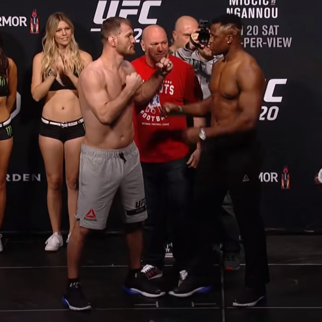 Miočić vs. Cormier