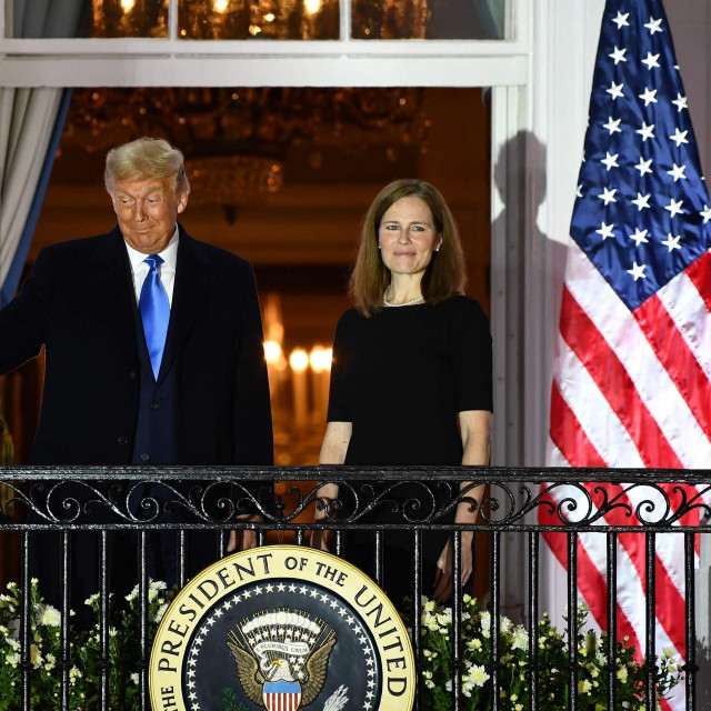 Donald Trump i Amy Coney Barrett
