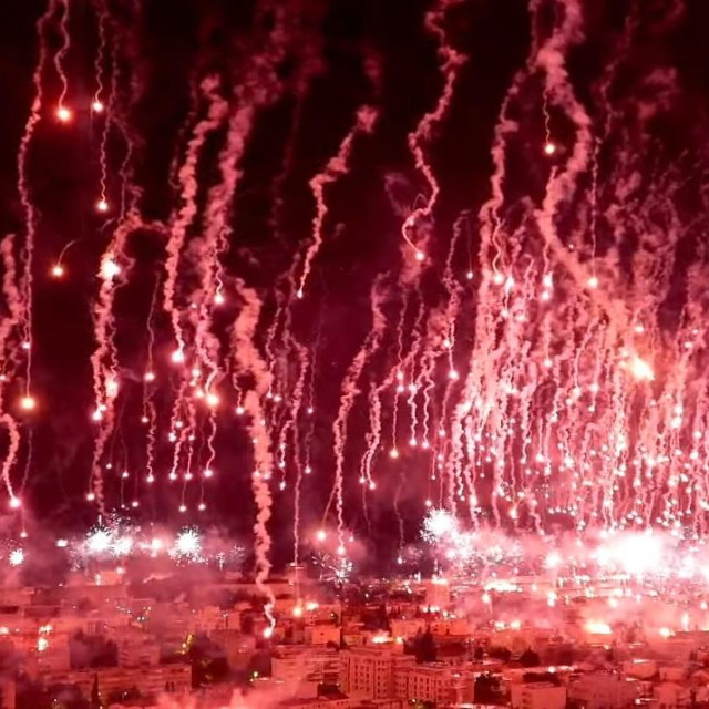 Bakljada nad Splitom