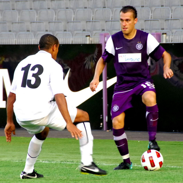 Michael Liendl u sudaru s nogometašima Širokog