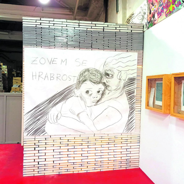 Marija Matić, jedna od najzanimljivijih mladih umjetnica, izlaže rad u tehnici ugljena na papiru, u dimenzijama metar i pol puta dva metra