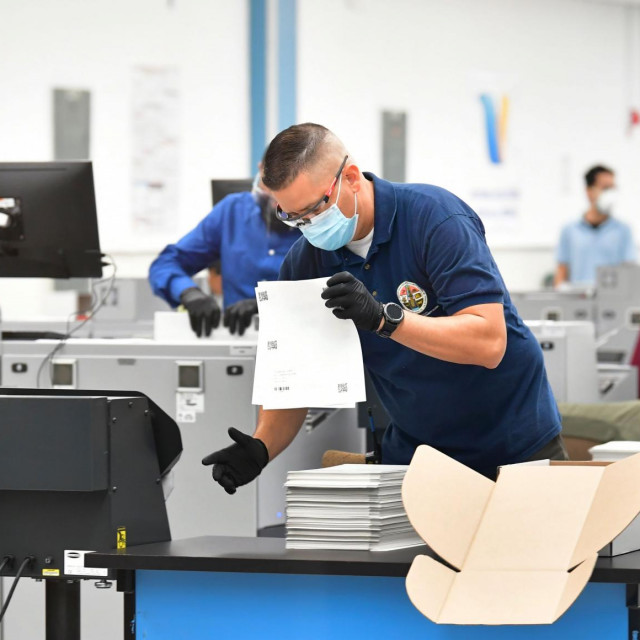 Brojanje glasova u Kaliforniji