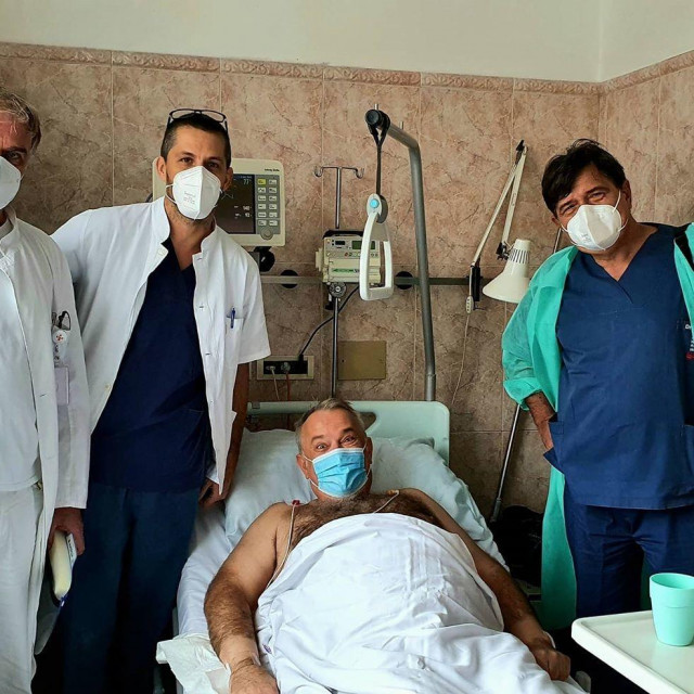 Zoran Šprajc s liječnicima