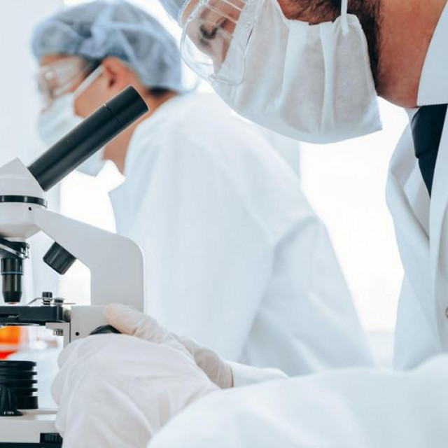 Ilustracija/Bojan Polić (u krugu)