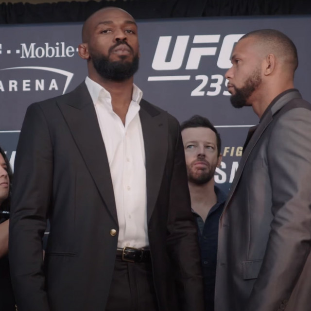 Jon Jones i Thiago Santos
