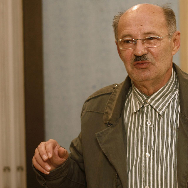 Mustafa Nadarević, na pauzi snimanja serije ''Lud zbunjen normalan''