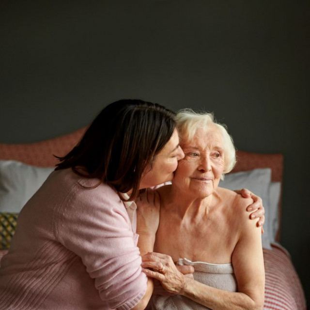 TENA-ProSkin-CGR-Lifestyle-Woman-hugged-by-nurse_resized