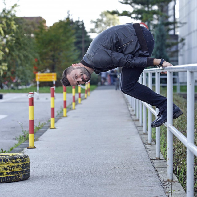 Ivan Dečak, frontman grupe Vatra



 