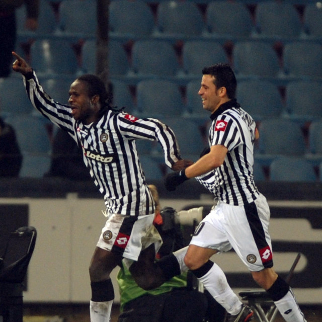 Christian Obodo slavi gol koji je zabio Dinamu u prosincu 2008. godine