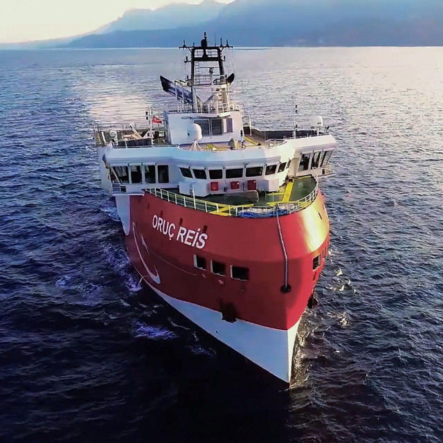 Istraživački brod Oruc Reis
