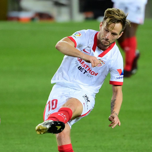 Ivan Rakitić odlično je reagirao na startu utakmice