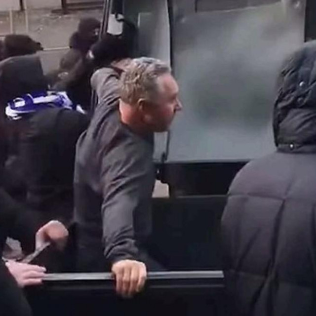 Direktor u kontejneru