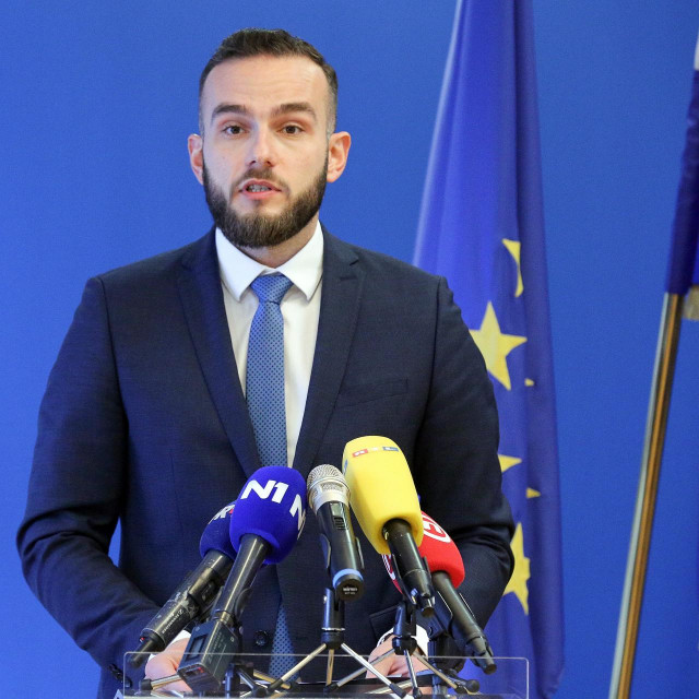 Josip Aladrović