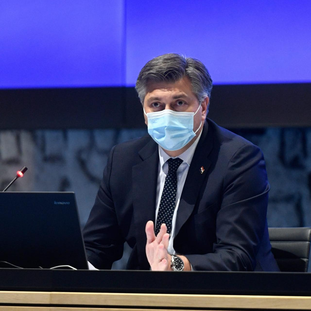 Zagreb, 261120.
NSK.
Hrvatske Bratske Zajednice 4.
Predstavljanje epidemioloskih mjera koje traju od 28.11.do 21.12.2020 g.
Na fotografiji: Andrej Plenkovic.