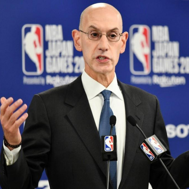 Povjerenik lige Adam Silver