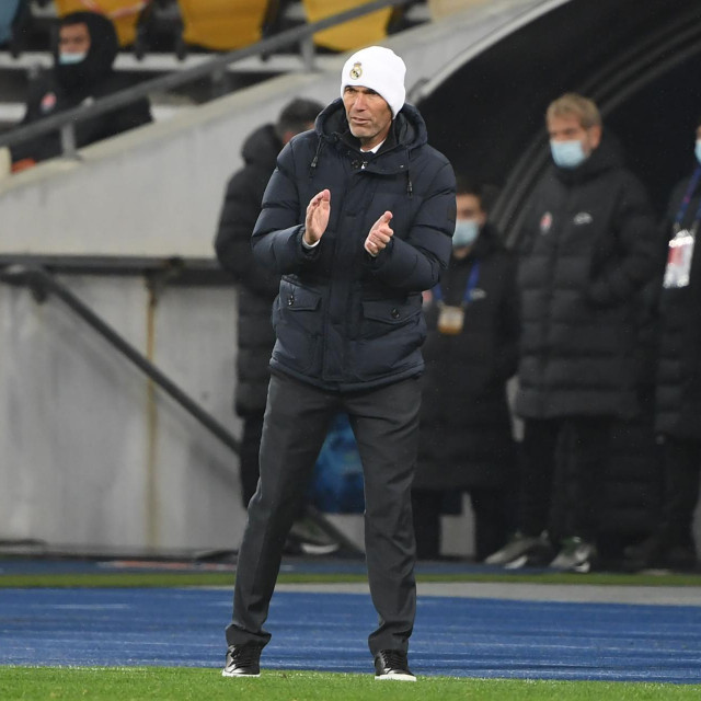 Zinedine Zidane tijekom dvoboja u Kijevu