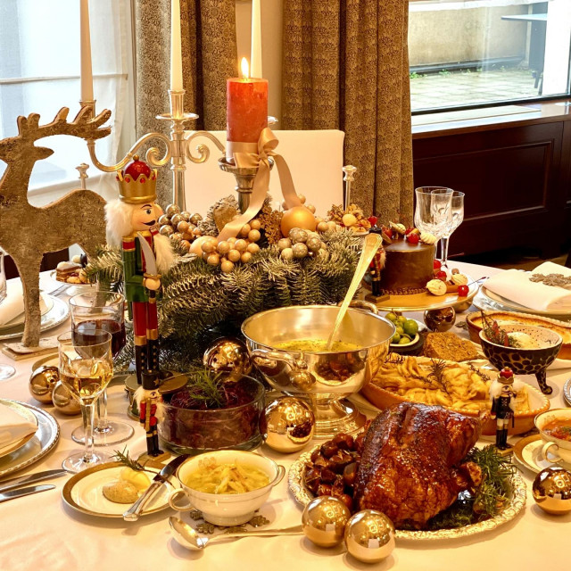 Božićna Esplanadina gozba