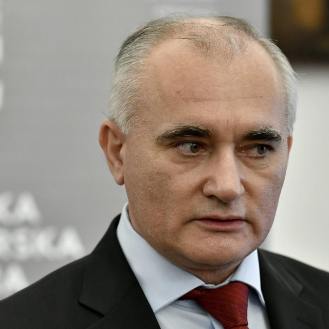 Dekan Građevinskog fakulteta Stjepan Lakušić