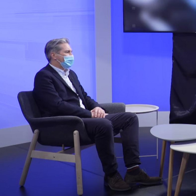 Prof. dr.sc. Ivica Lukšić (lijevo) i novinar Boris Orešić (desno)