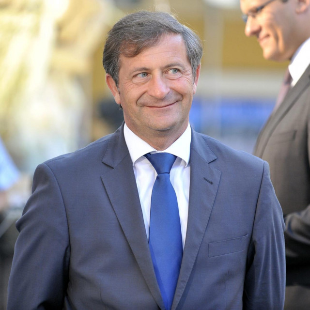 Karl Erjavec 